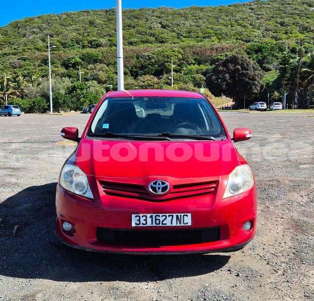 Big with watermark toyota auris sud noumea 5113