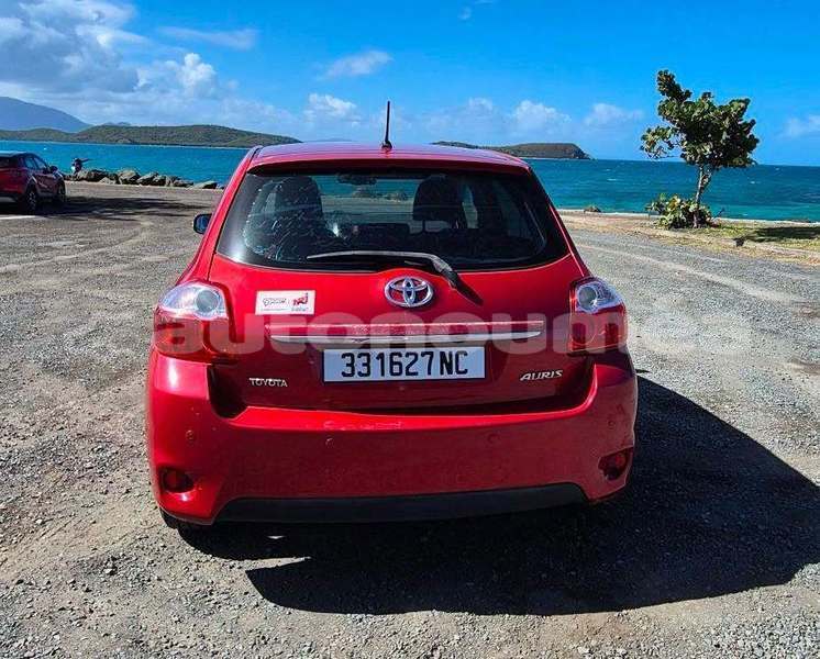 Big with watermark toyota auris sud noumea 5113