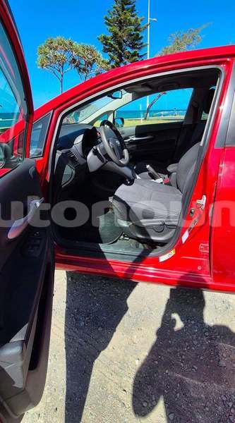 Big with watermark toyota auris sud noumea 5113