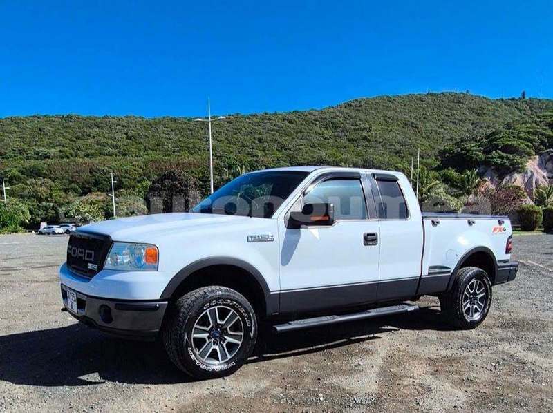 Big with watermark ford f 150 sud noumea 5114