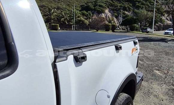Acheter Occasion Voiture Ford F–150 Blanc à Noumea, Sud Acheter Occasion Voiture Ford F–150 Blanc à Noumea, Sud
