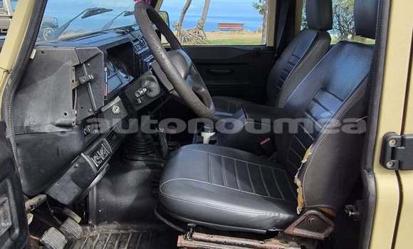 Acheter Occasion Voiture Land Rover Defender Marron à Noumea, Sud Acheter Occasion Voiture Land Rover Defender Marron à Noumea, Sud