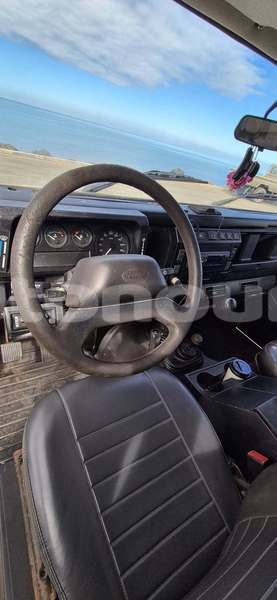 Big with watermark land rover defender sud noumea 5115