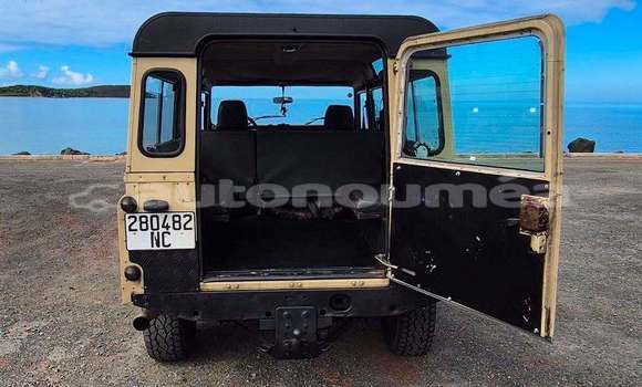 Acheter Occasion Voiture Land Rover Defender Marron à Noumea, Sud Acheter Occasion Voiture Land Rover Defender Marron à Noumea, Sud
