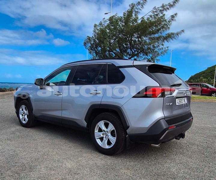 Big with watermark toyota rav4 sud noumea 5116