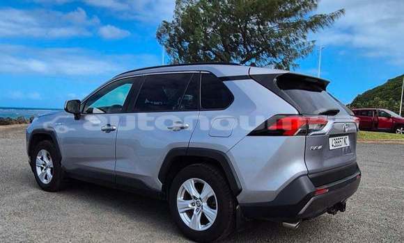 Acheter Occasion Voiture Toyota RAV4 Gris à Noumea, Sud Acheter Occasion Voiture Toyota RAV4 Gris à Noumea, Sud