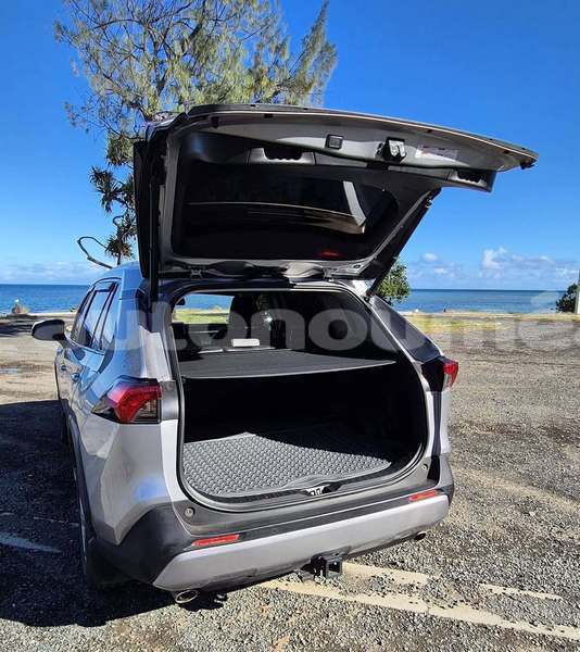Big with watermark toyota rav4 sud noumea 5118