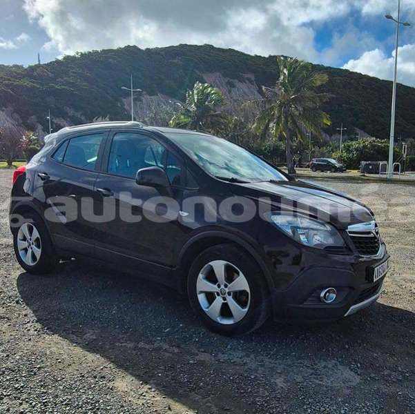 Big with watermark opel mokka sud noumea 5125