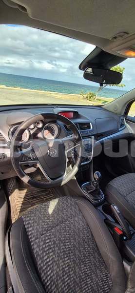 Big with watermark opel mokka sud noumea 5125