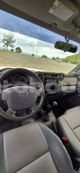 Big with watermark toyota land cruiser sud noumea 5126