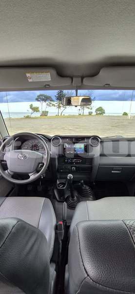 Big with watermark toyota land cruiser sud noumea 5126