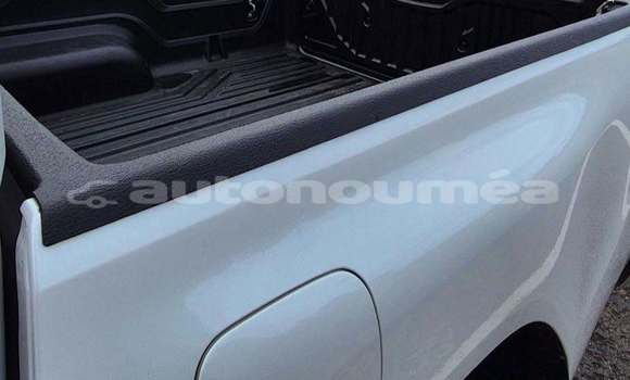 Acheter Occasion Voiture Toyota Hilux Blanc à Noumea, Sud Acheter Occasion Voiture Toyota Hilux Blanc à Noumea, Sud