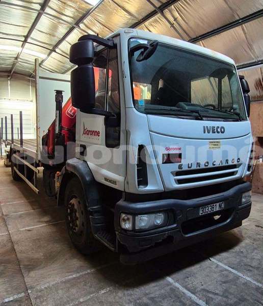 Big with watermark iveco cargo sud noumea 5129