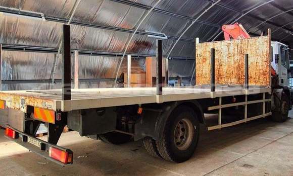 Acheter Occasion Utilitaire Iveco Cargo Blanc à Noumea, Sud Acheter Occasion Utilitaire Iveco Cargo Blanc à Noumea, Sud