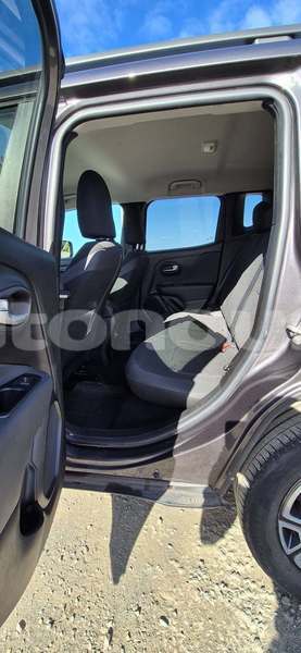 Big with watermark jeep renegade sud noumea 5136