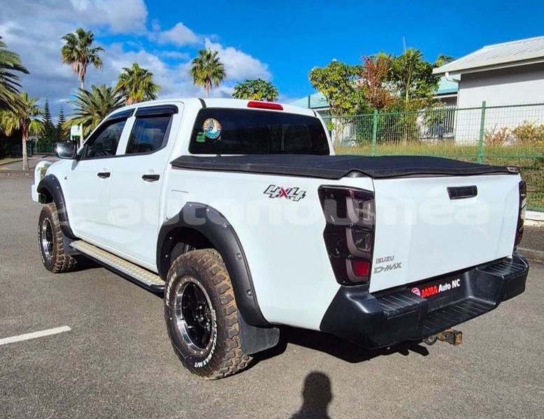 Big with watermark isuzu d max sud noumea 5138