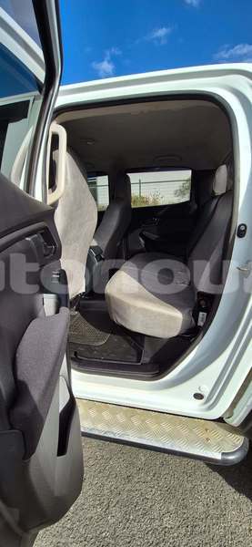 Big with watermark isuzu d max sud noumea 5138