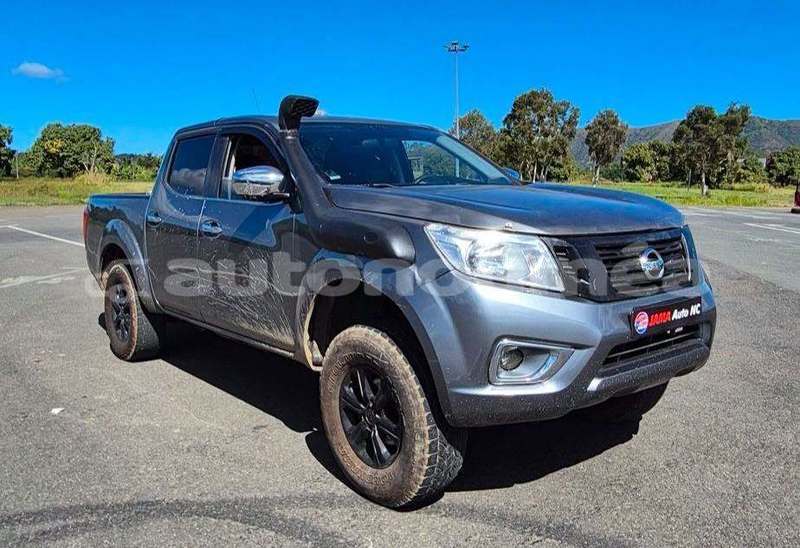 Big with watermark nissan navara sud noumea 5139