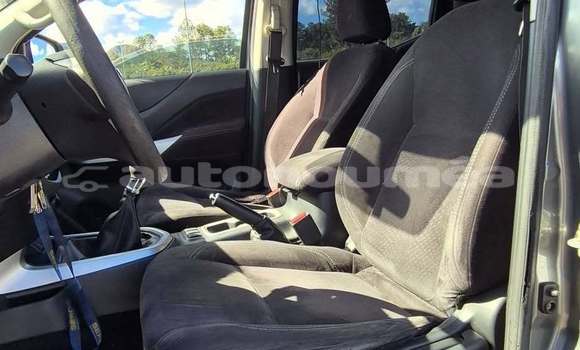 Acheter Occasion Voiture Nissan Navara Gris à Noumea, Sud Acheter Occasion Voiture Nissan Navara Gris à Noumea, Sud