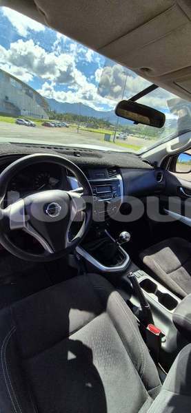 Big with watermark nissan navara sud noumea 5139