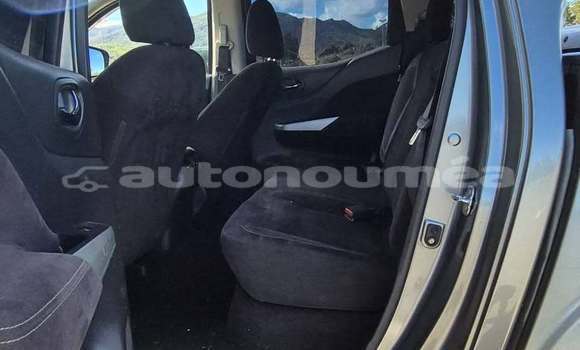 Acheter Occasion Voiture Nissan Navara Gris à Noumea, Sud Acheter Occasion Voiture Nissan Navara Gris à Noumea, Sud