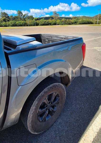 Big with watermark nissan navara sud noumea 5139