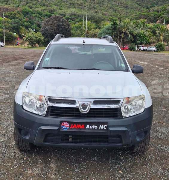 Big with watermark dacia duster sud noumea 5141
