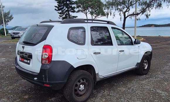 Acheter Occasion Voiture Dacia Duster Blanc à Noumea, Sud Acheter Occasion Voiture Dacia Duster Blanc à Noumea, Sud