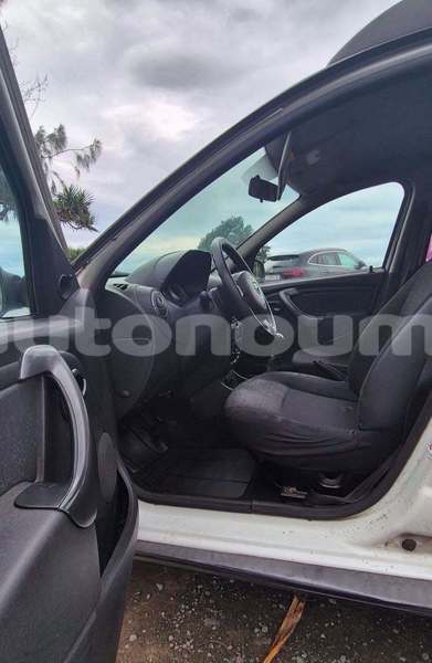 Big with watermark dacia duster sud noumea 5141