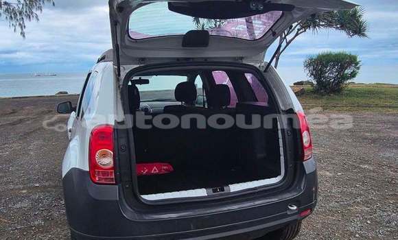 Acheter Occasion Voiture Dacia Duster Blanc à Noumea, Sud Acheter Occasion Voiture Dacia Duster Blanc à Noumea, Sud