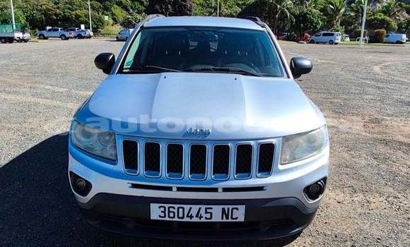 Buy Used Jeep Compass Silver Car in Noumea in Sud Buy Used Jeep Compass Silver Car in Noumea in Sud