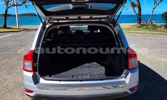 Buy Used Jeep Compass Silver Car in Noumea in Sud Buy Used Jeep Compass Silver Car in Noumea in Sud