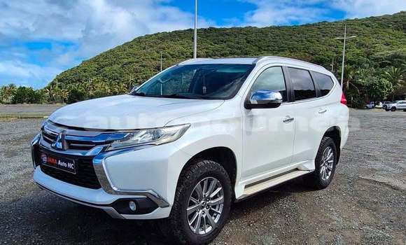 Acheter Occasion Voiture Mitsubishi Pajero Sport Blanc à Noumea, Sud Acheter Occasion Voiture Mitsubishi Pajero Sport Blanc à Noumea, Sud