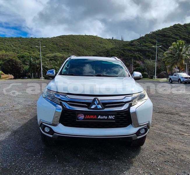 Big with watermark mitsubishi pajero sport sud noumea 5144