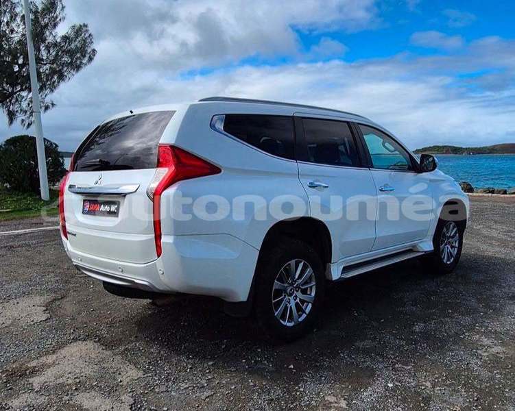 Big with watermark mitsubishi pajero sport sud noumea 5144