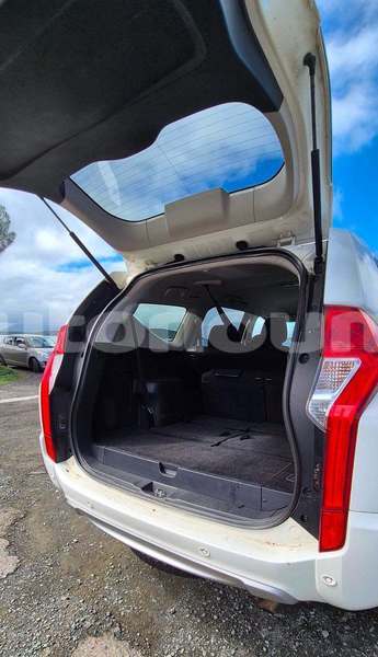 Big with watermark mitsubishi pajero sport sud noumea 5144