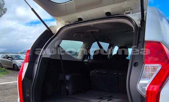 Buy Used Mitsubishi Pajero Sport White Car in Noumea in Sud Buy Used Mitsubishi Pajero Sport White Car in Noumea in Sud