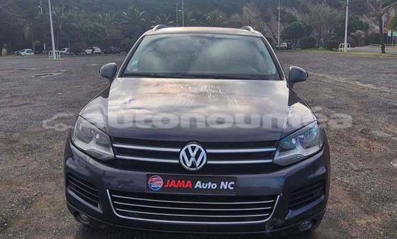 Buy Used Volkswagen Touareg Silver Car in Noumea in Sud Buy Used Volkswagen Touareg Silver Car in Noumea in Sud