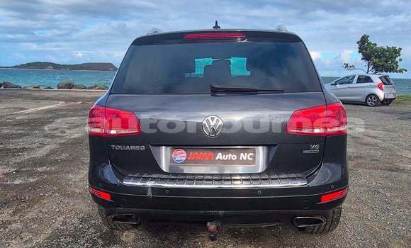 Buy Used Volkswagen Touareg Silver Car in Noumea in Sud Buy Used Volkswagen Touareg Silver Car in Noumea in Sud