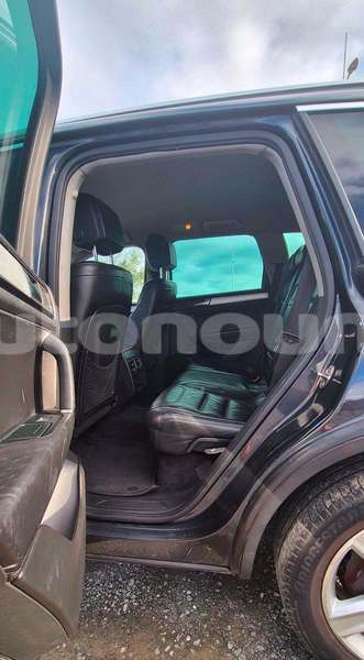 Big with watermark volkswagen touareg sud noumea 5146