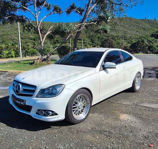 Big with watermark mercedes benz c180 coupe sud noumea 5147