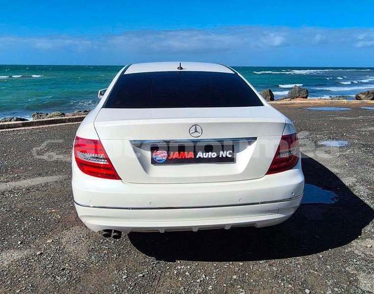 Big with watermark mercedes benz c180 coupe sud noumea 5147