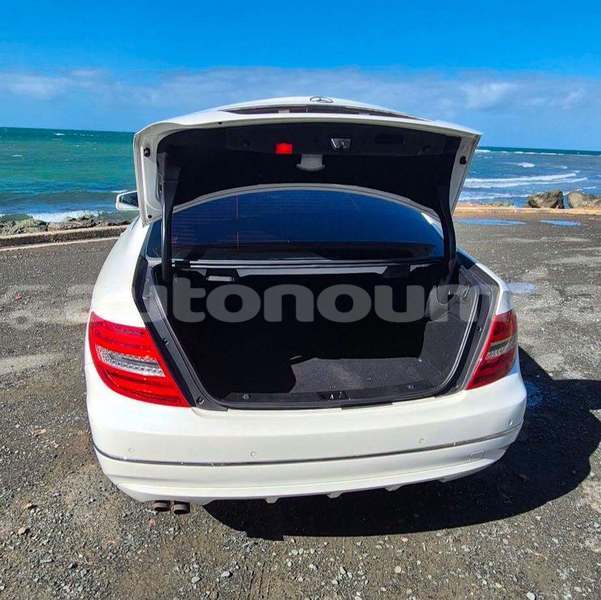 Big with watermark mercedes benz c180 coupe sud noumea 5147
