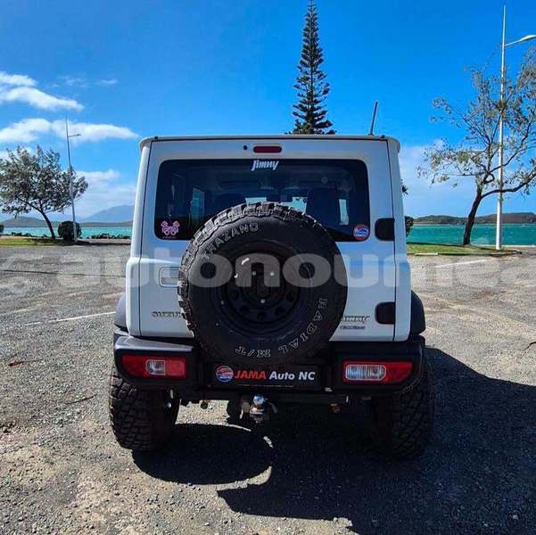 Big with watermark suzuki jimny sud noumea 5148