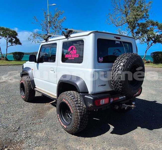 Big with watermark suzuki jimny sud noumea 5148