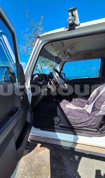 Big with watermark suzuki jimny sud noumea 5148