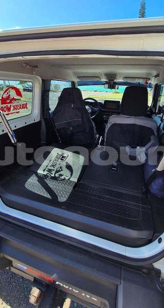 Big with watermark suzuki jimny sud noumea 5148