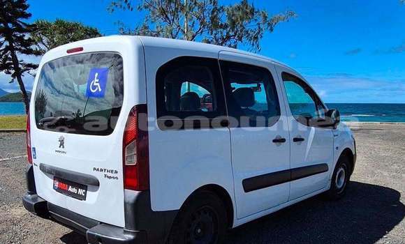 Buy Used Peugeot Partner White Car in Noumea in Sud Buy Used Peugeot Partner White Car in Noumea in Sud