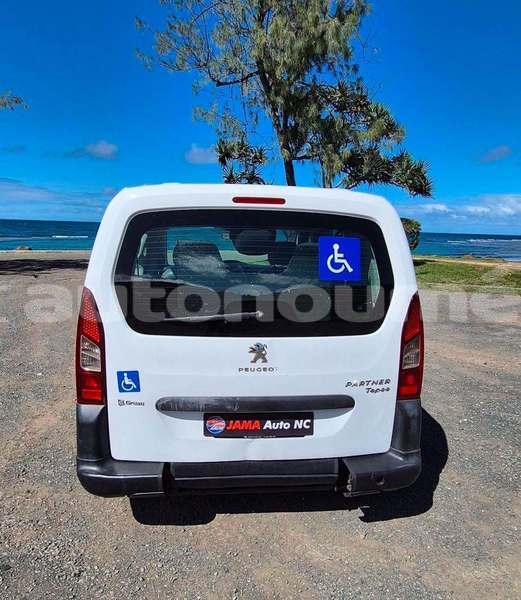 Big with watermark peugeot partner sud noumea 5150