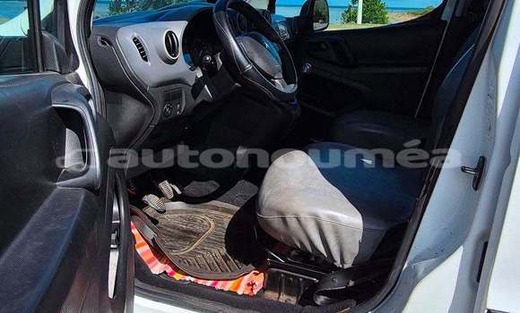 Buy Used Peugeot Partner White Car in Noumea in Sud Buy Used Peugeot Partner White Car in Noumea in Sud